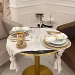 ベッド・アンド・ブレックファスト Casanova Luxury