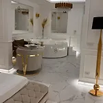 ベッド・アンド・ブレックファスト Casanova Luxury フランカヴィッラ・フォンターナ