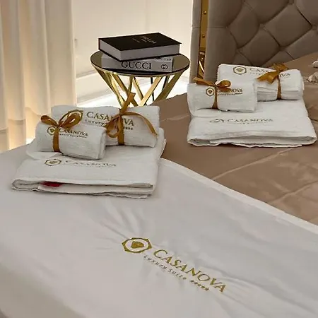 Casanova Luxury לינה וארוחת בוקר 4*