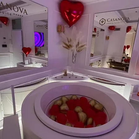Casanova Luxury 4* פרנקווילה פונטנה